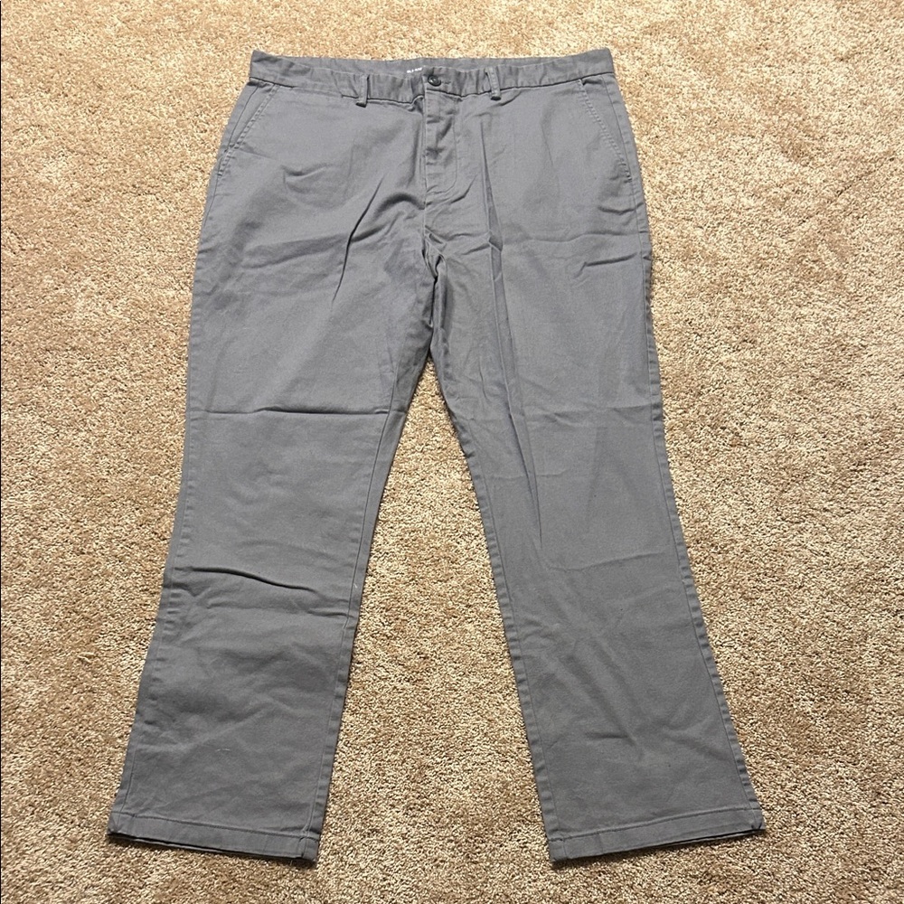 Old Navy Men's Slate Chinos